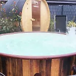 Ferien Im Wangerland Leuchtturm Minsen Schillig Hund Pool Sauna Norderaltendeich